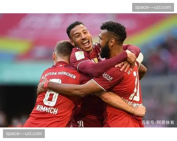 柏林联合组织球迷慈善赛，所筹善款用于青少年足球发展